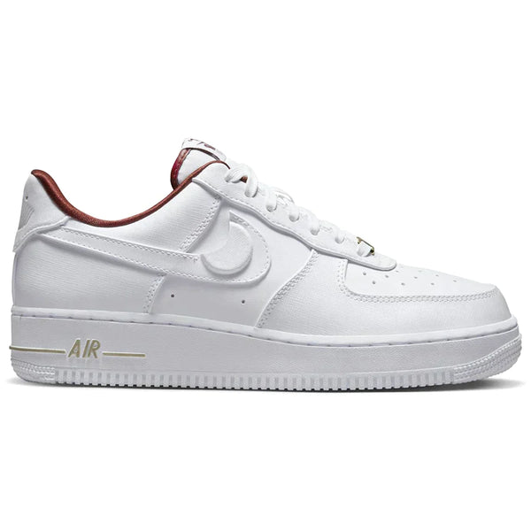 Air Force 1 '07 SE - Summit White -Team Red - The Swag Haven